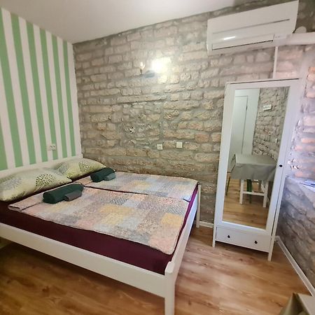 Rooms & Studio Apartments Šibenik Quarto foto