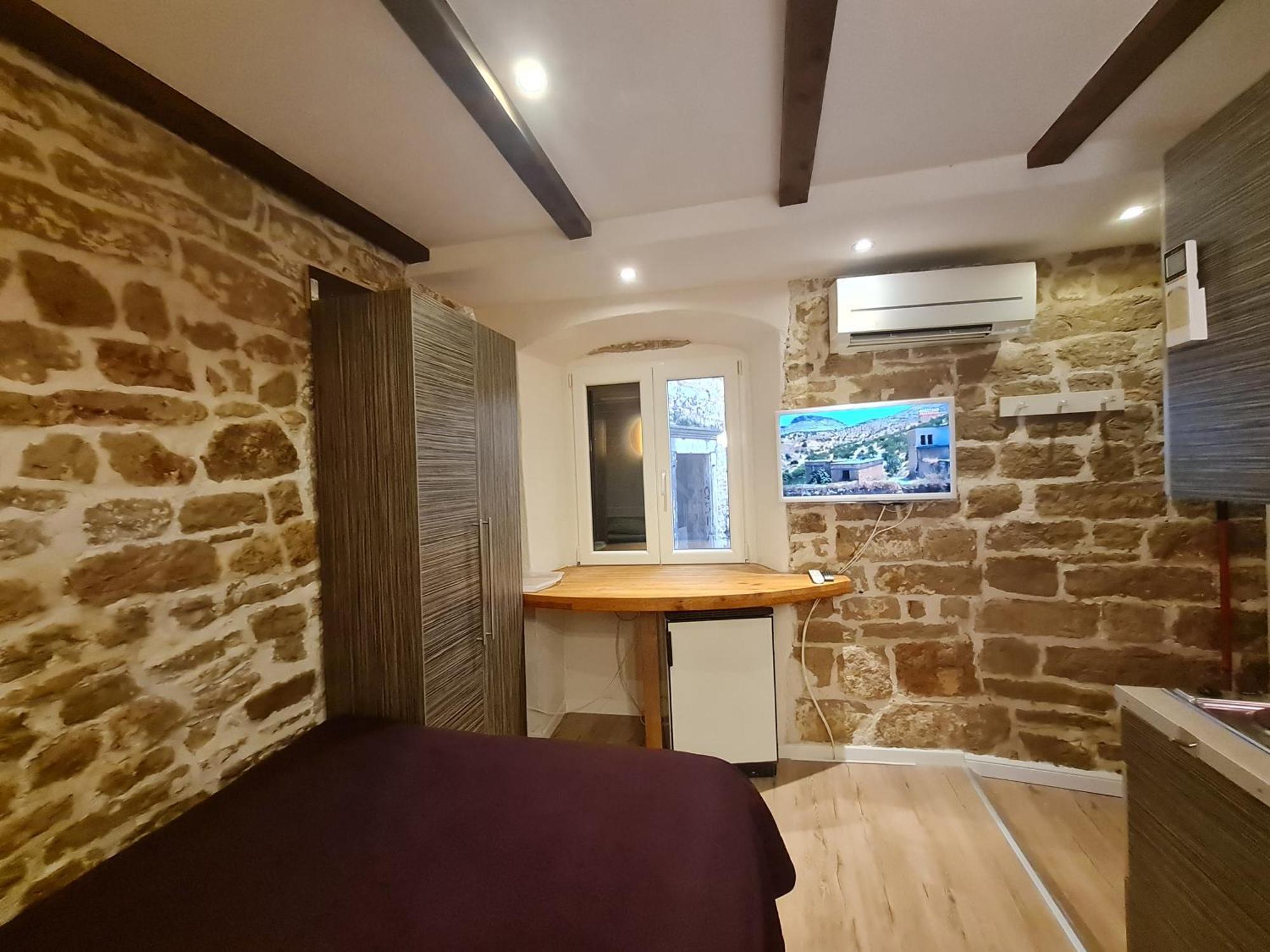 Rooms & Studio Apartments Šibenik Quarto foto