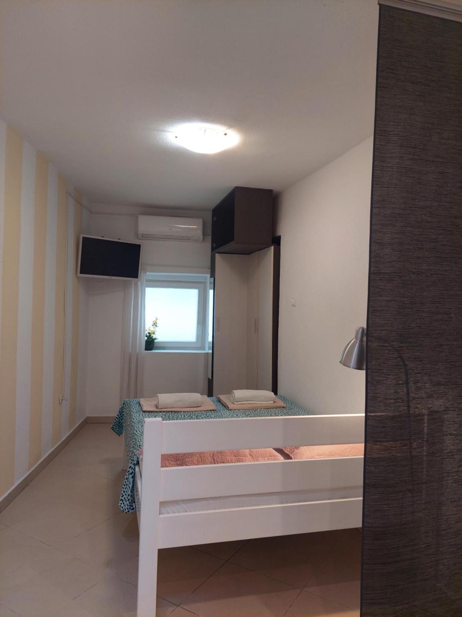 Rooms & Studio Apartments Šibenik Exterior foto